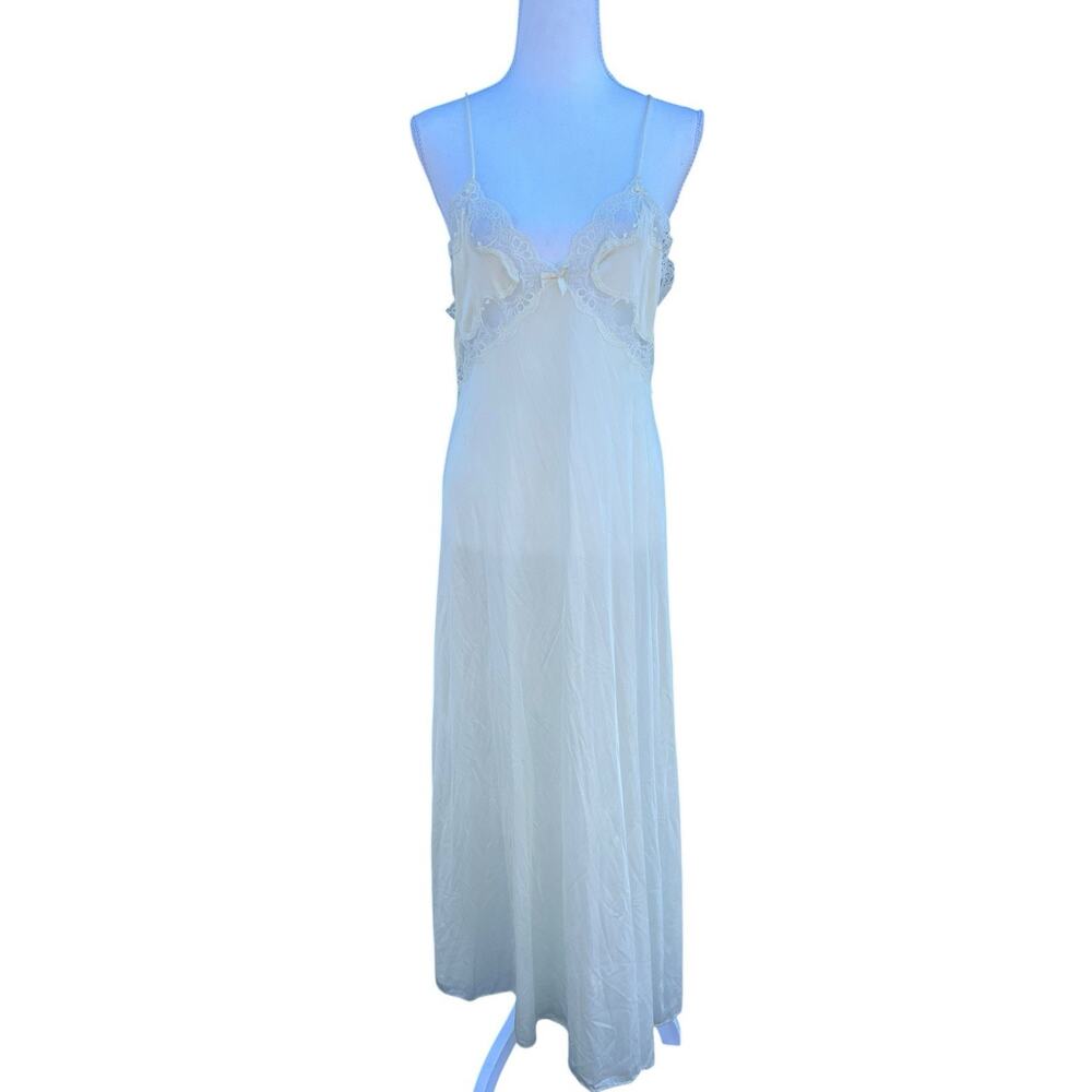 Vintage Women's Night Gown Sleepwear V-Neck Floral Lace Ivory Size Medium - Picture 10 of 16